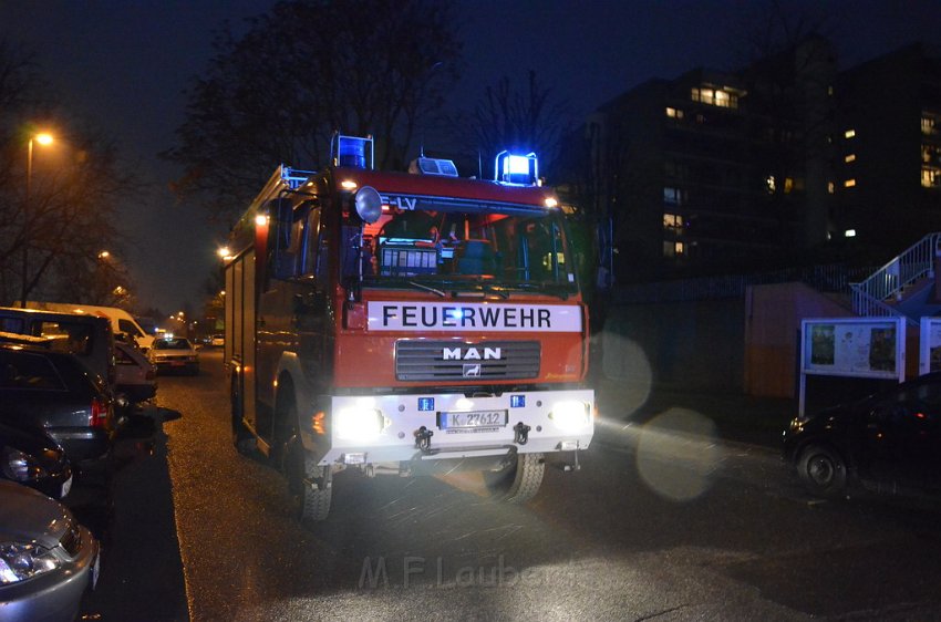 Feuer2Y Koeln Junkersdorf Wiener Weg P12.JPG